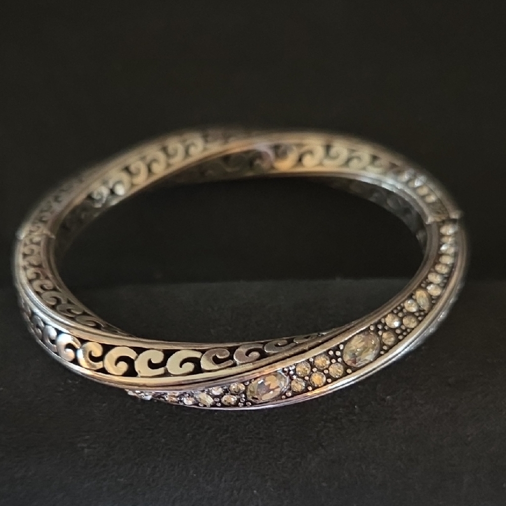 Brighton Silvertone Filigree & Crystal Hinged Bracelet Nwot